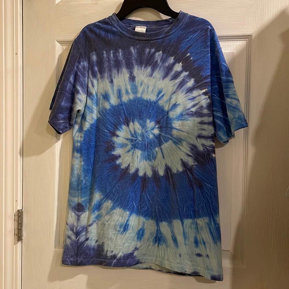 Blue tie dye shirt